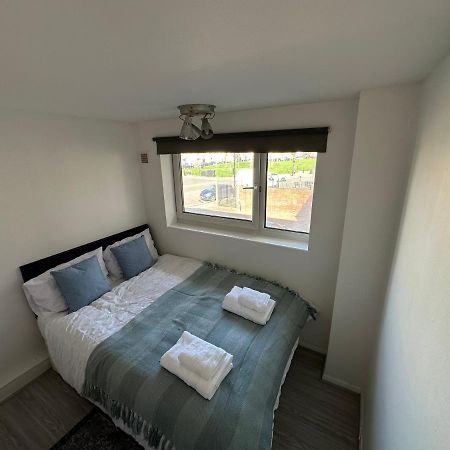 Cozy Room For Single Use Londra Exterior foto